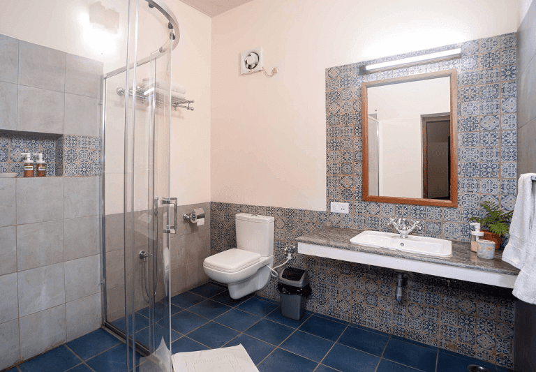 Gazebo Wing Bathroom